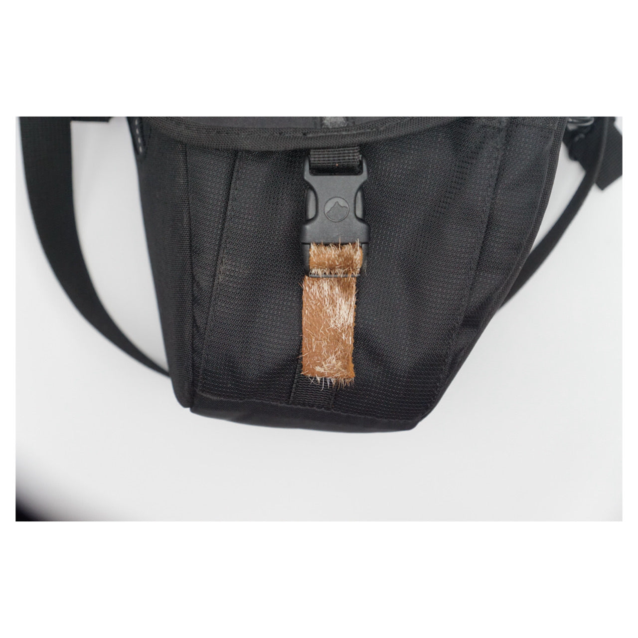 Lowepro Camera Bag with Goatskin Buckle Strap